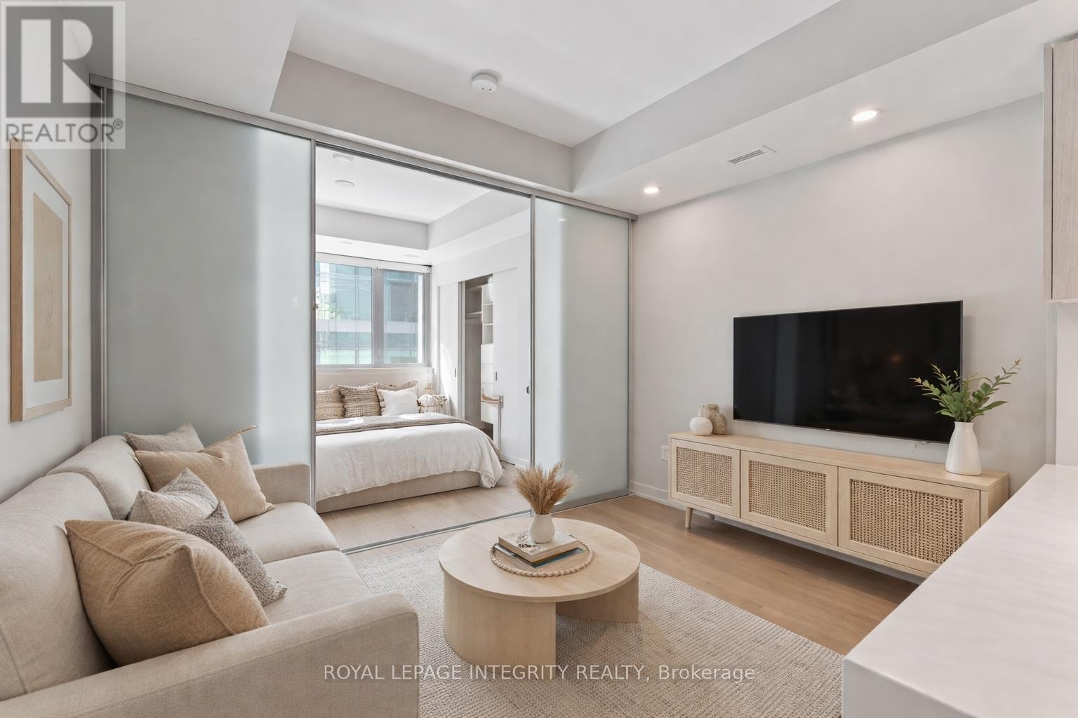 802 - 101 Queen Street, Ottawa, Ontario  K1P 0B7 - Photo 5 - X12916454