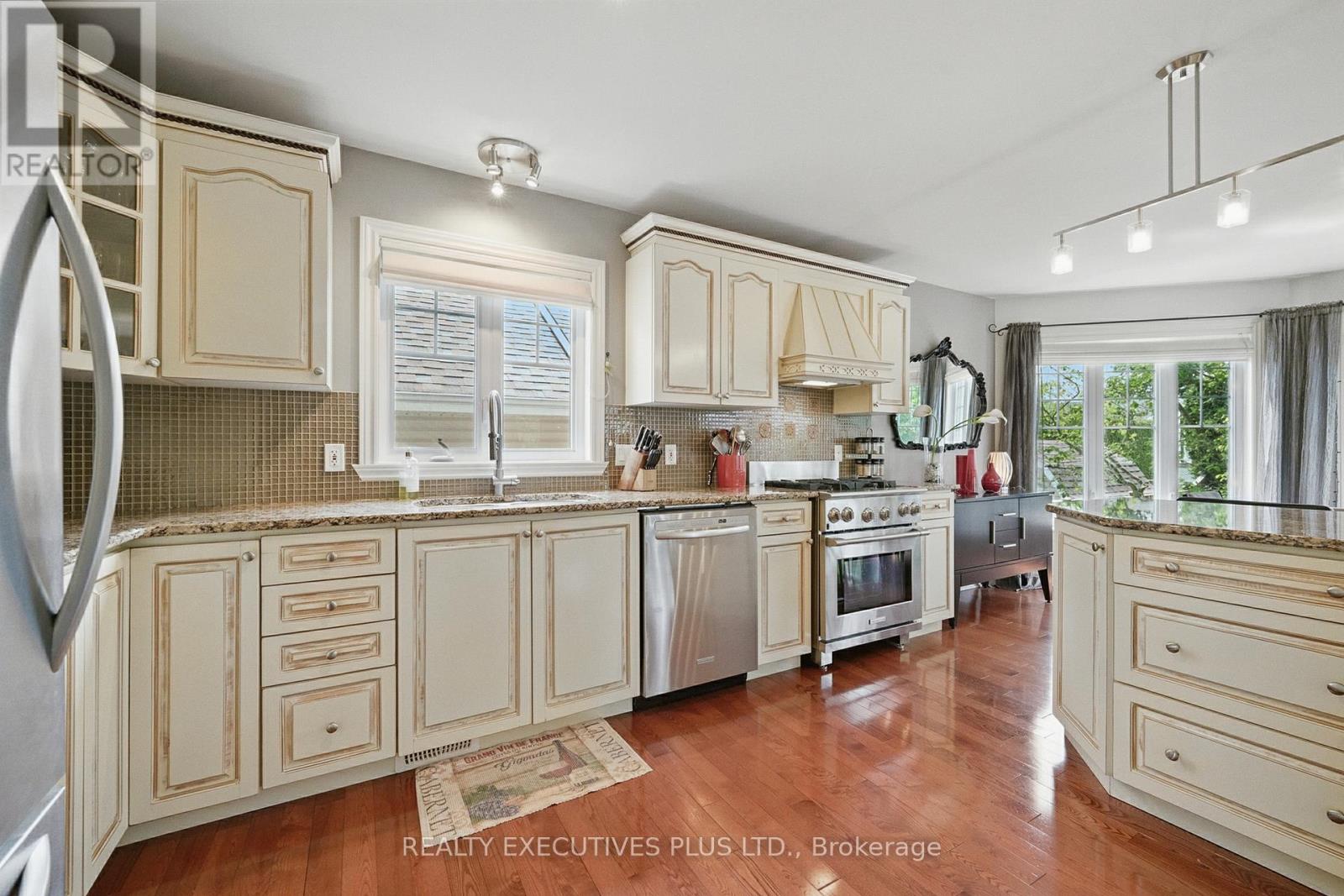 2709 Sylvain Street, Clarence-Rockland, Ontario  K4K 1S6 - Photo 7 - X12916482