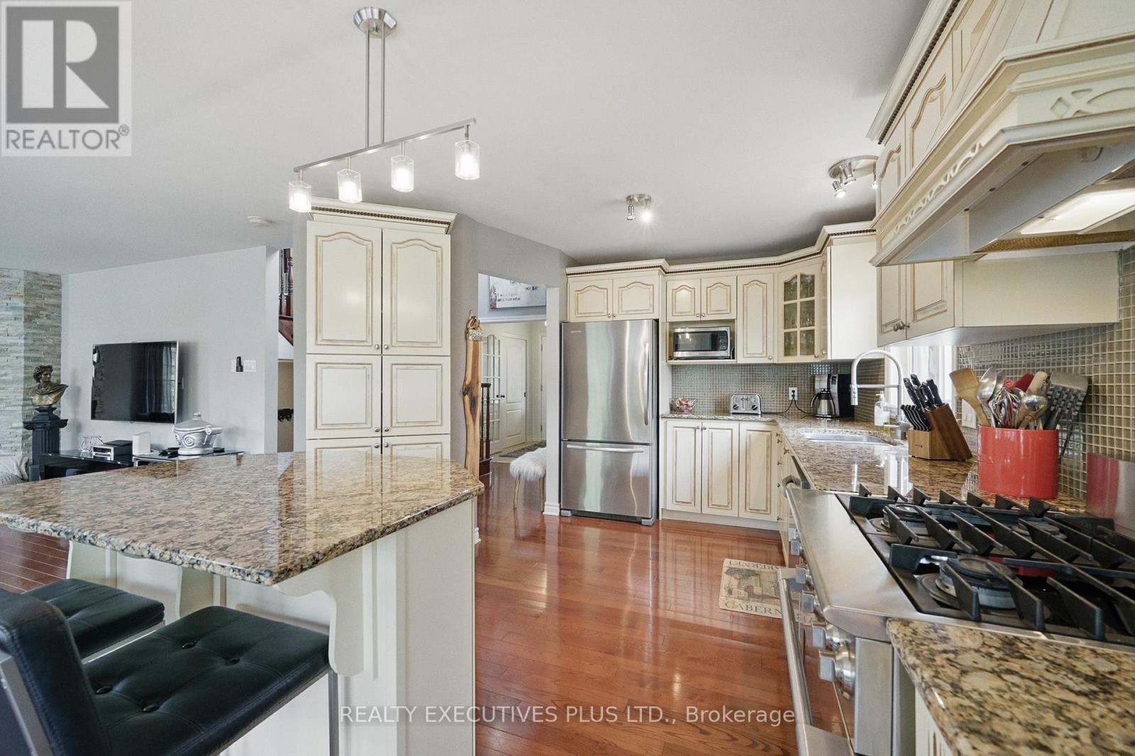 2709 Sylvain Street, Clarence-Rockland, Ontario  K4K 1S6 - Photo 9 - X12916482