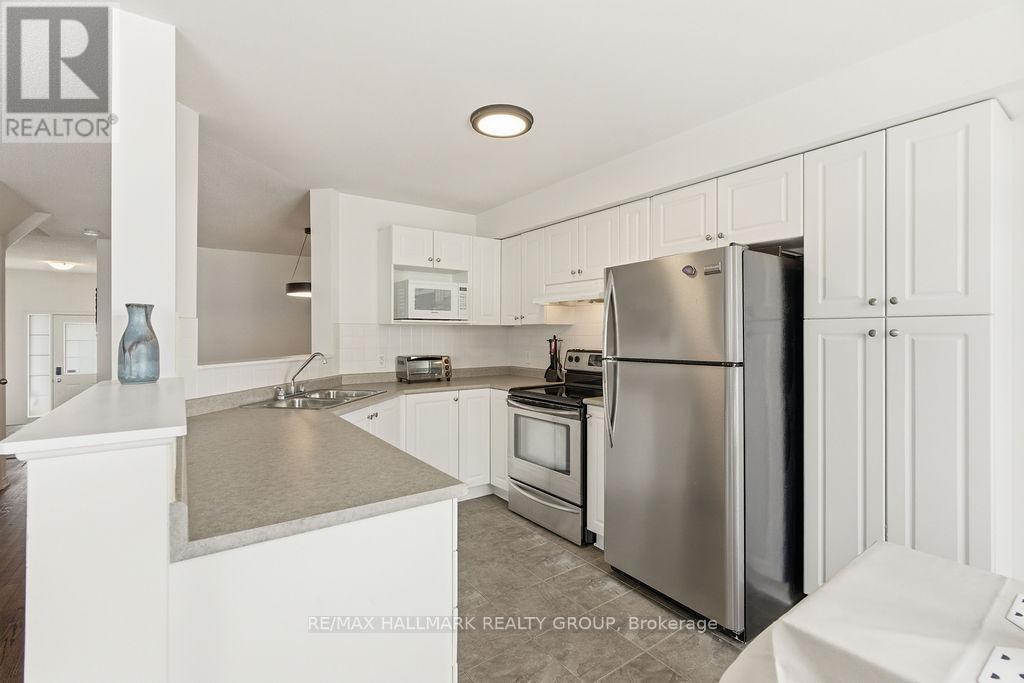 79 Chesapeake Crescent, Ottawa, Ontario  K2J 0L3 - Photo 11 - X12916488