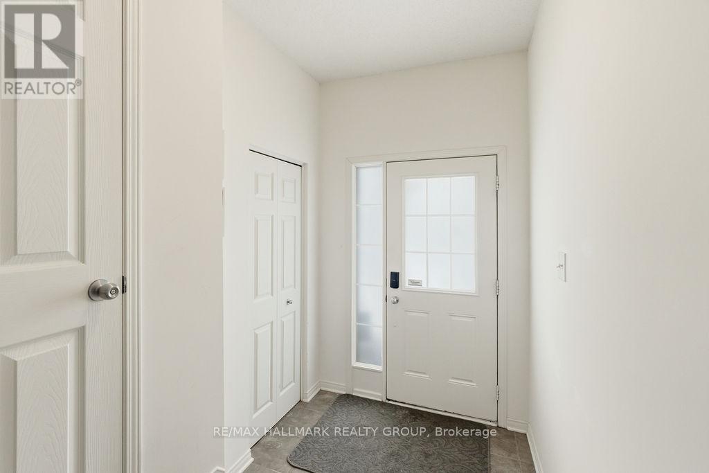 79 Chesapeake Crescent, Ottawa, Ontario  K2J 0L3 - Photo 2 - X12916488