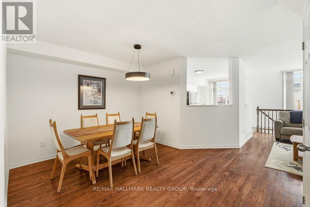 79 Chesapeake Crescent, Ottawa, Ontario  K2J 0L3 - Photo 5 - X12916488