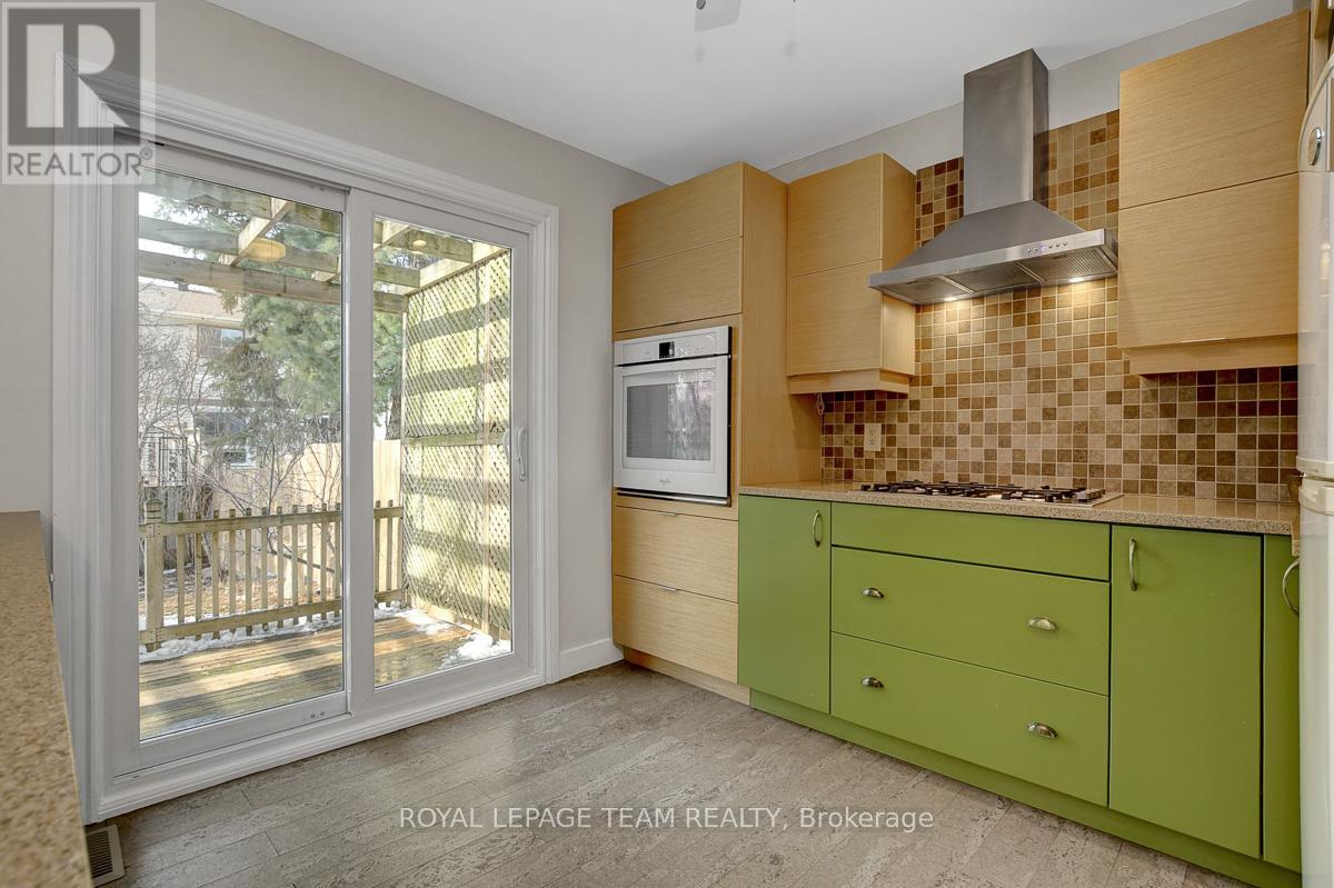 27 Winchester Drive, Ottawa, Ontario  K2L 2C8 - Photo 12 - X12916492