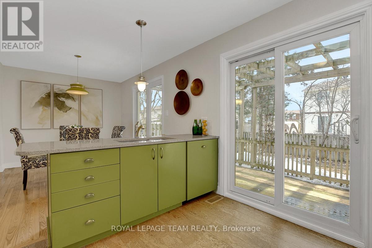 27 Winchester Drive, Ottawa, Ontario  K2L 2C8 - Photo 14 - X12916492