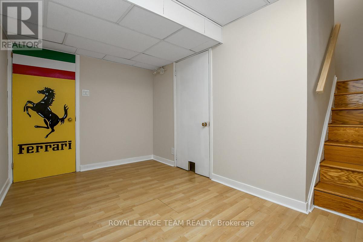 27 Winchester Drive, Ottawa, Ontario  K2L 2C8 - Photo 24 - X12916492