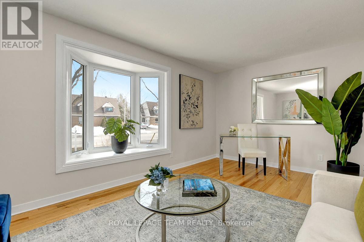 27 Winchester Drive, Ottawa, Ontario  K2L 2C8 - Photo 7 - X12916492