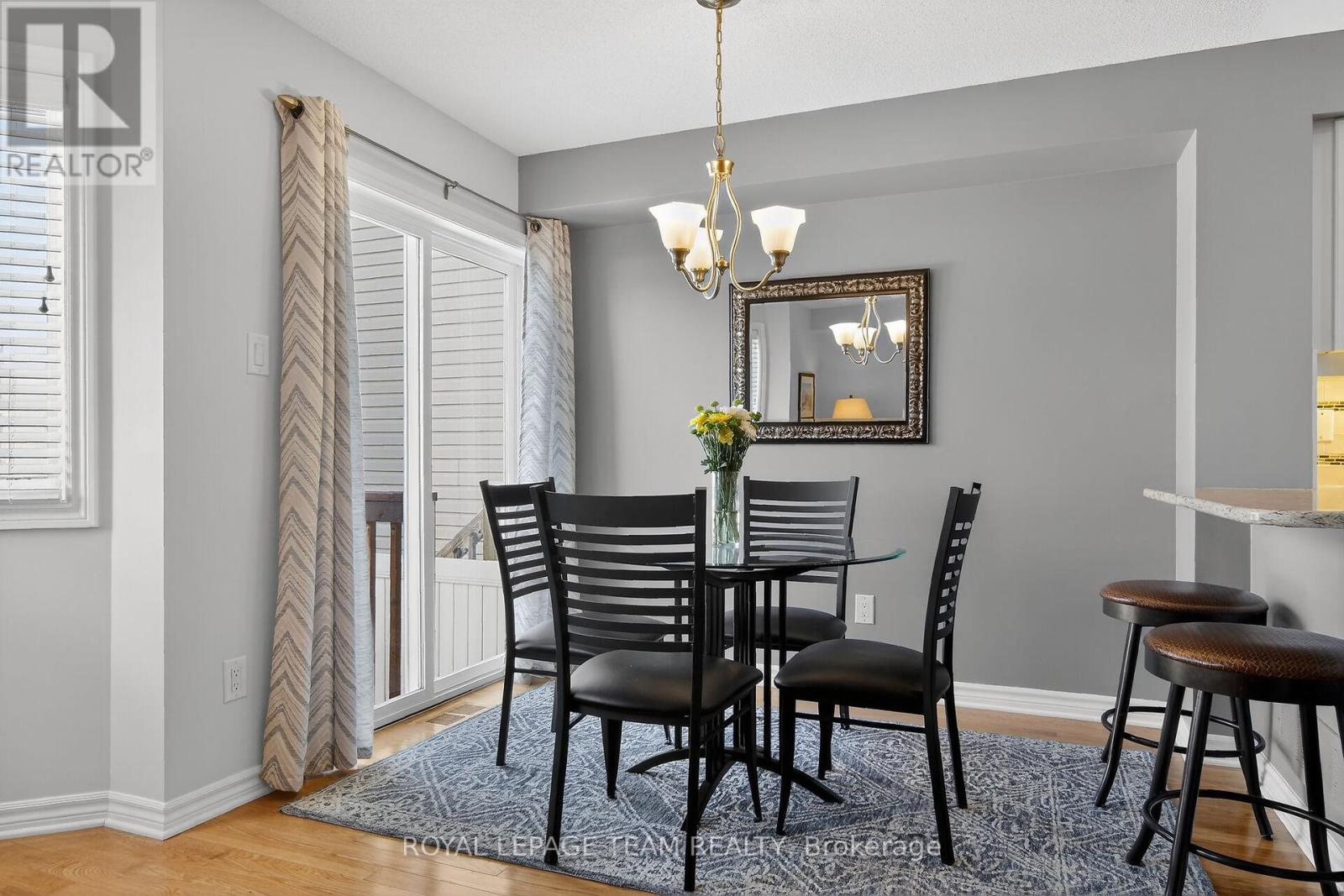 114 Tandalee Crescent, Ottawa, Ontario  K2M 0A1 - Photo 11 - X12916530