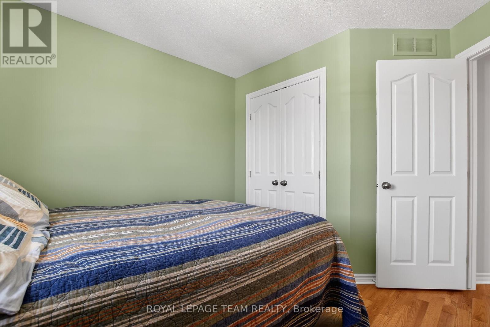 114 Tandalee Crescent, Ottawa, Ontario  K2M 0A1 - Photo 25 - X12916530