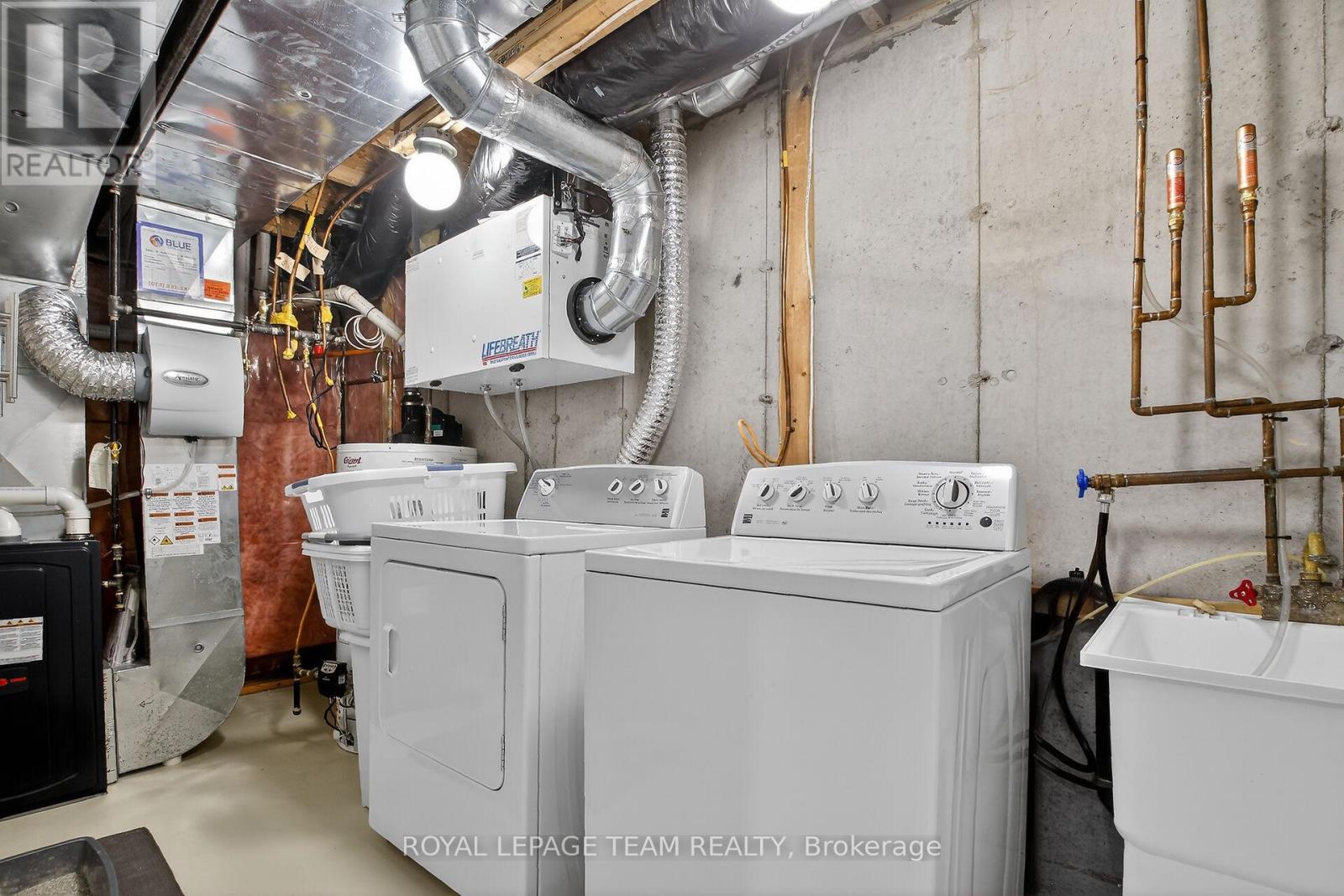 114 Tandalee Crescent, Ottawa, Ontario  K2M 0A1 - Photo 33 - X12916530