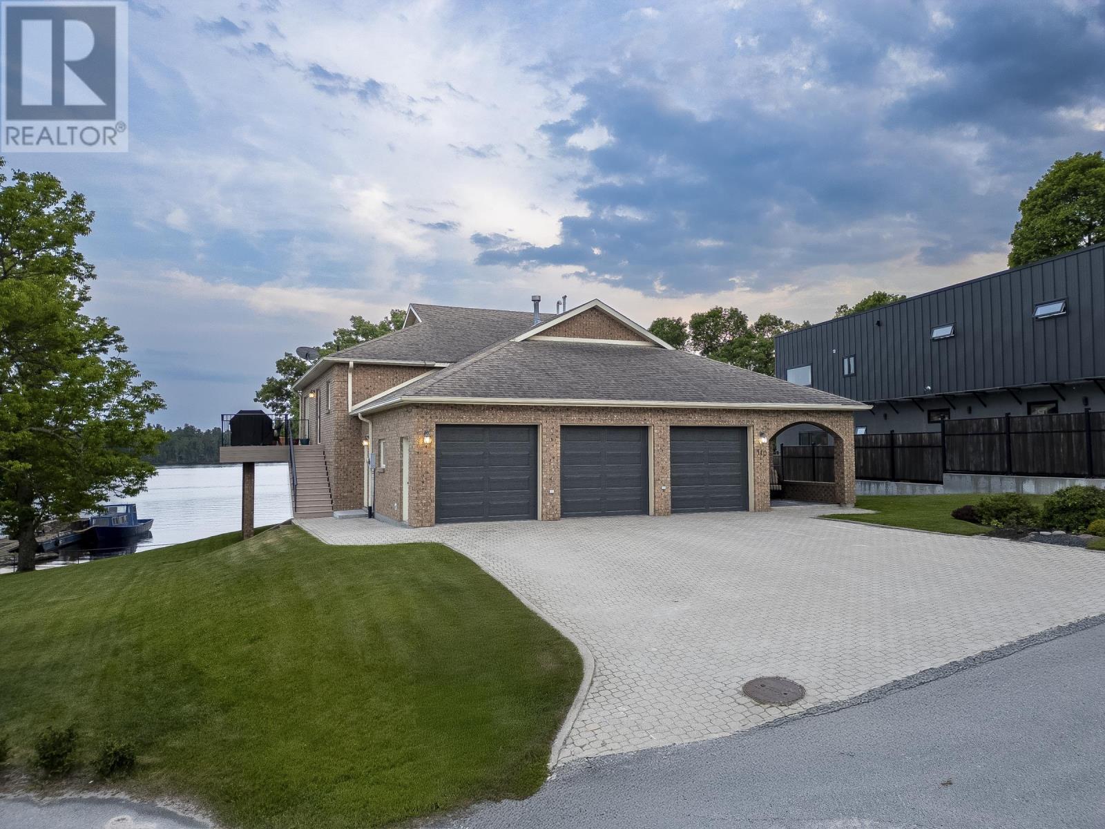 110 Lakeside Crescent, Kenora, Ontario  P9N 4H4 - Photo 3 - TB2600506