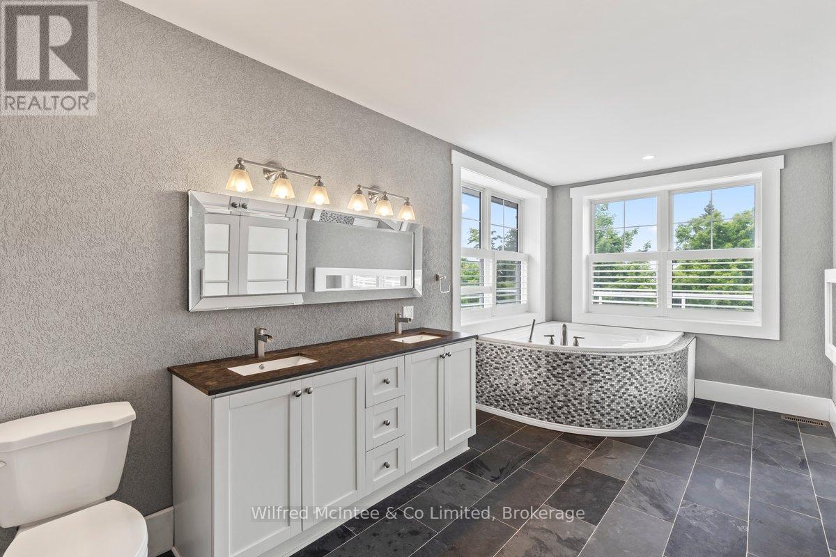 545 Eckford Avenue, Saugeen Shores, Ontario  N0H 2L0 - Photo 14 - X12439248