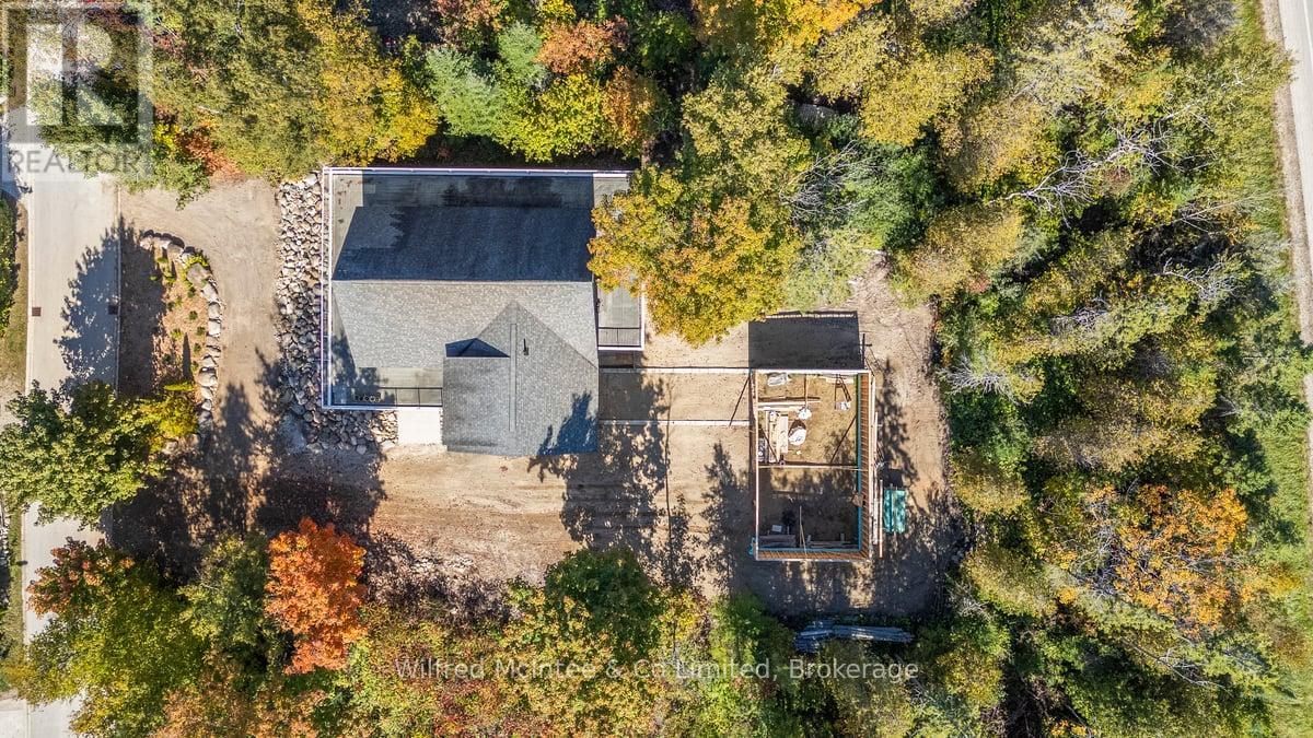 545 Eckford Avenue, Saugeen Shores, Ontario  N0H 2L0 - Photo 30 - X12439248