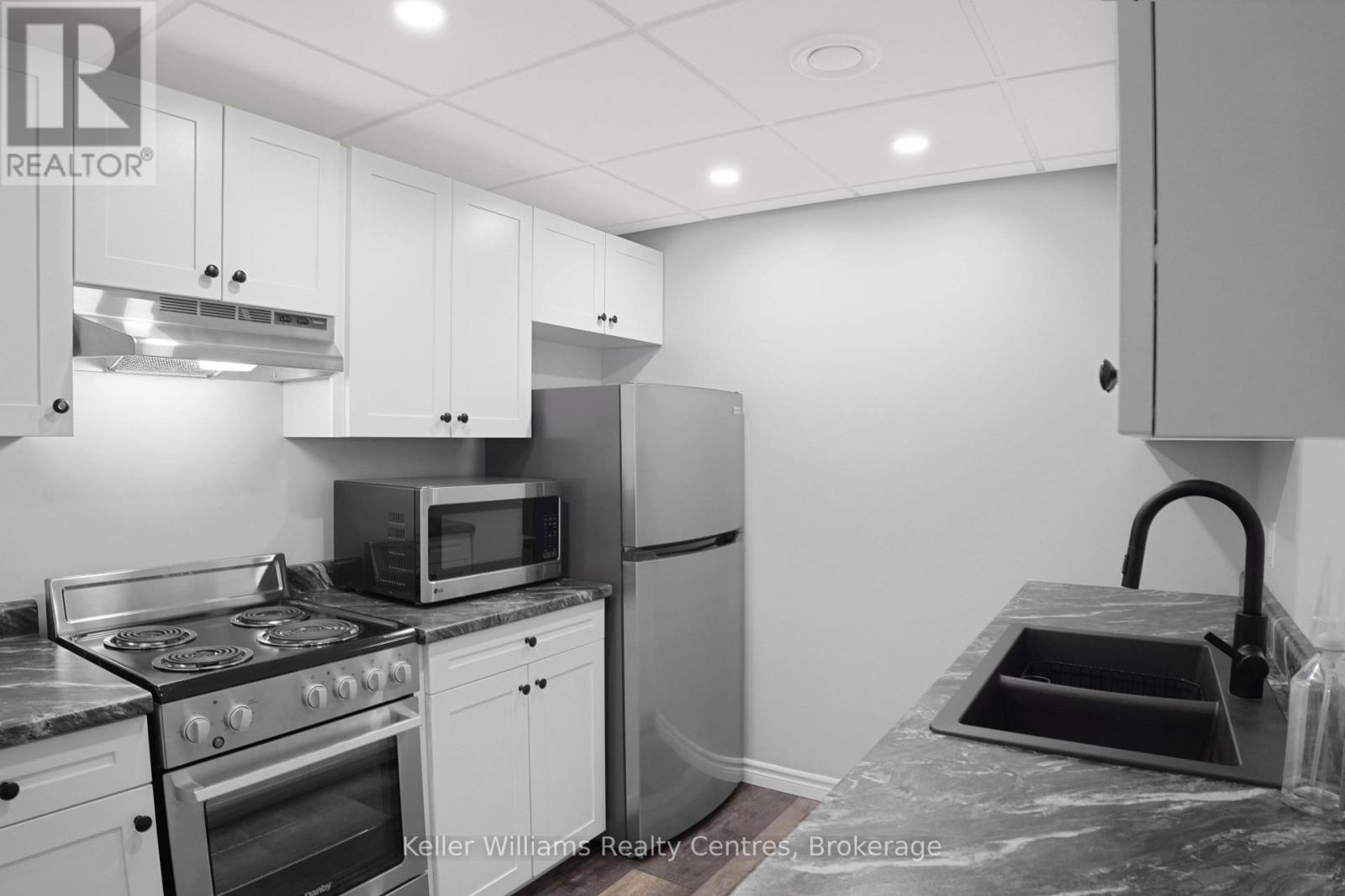 47 Bryant Street, South Bruce Peninsula, Ontario  N0H 2T0 - Photo 6 - X12912032