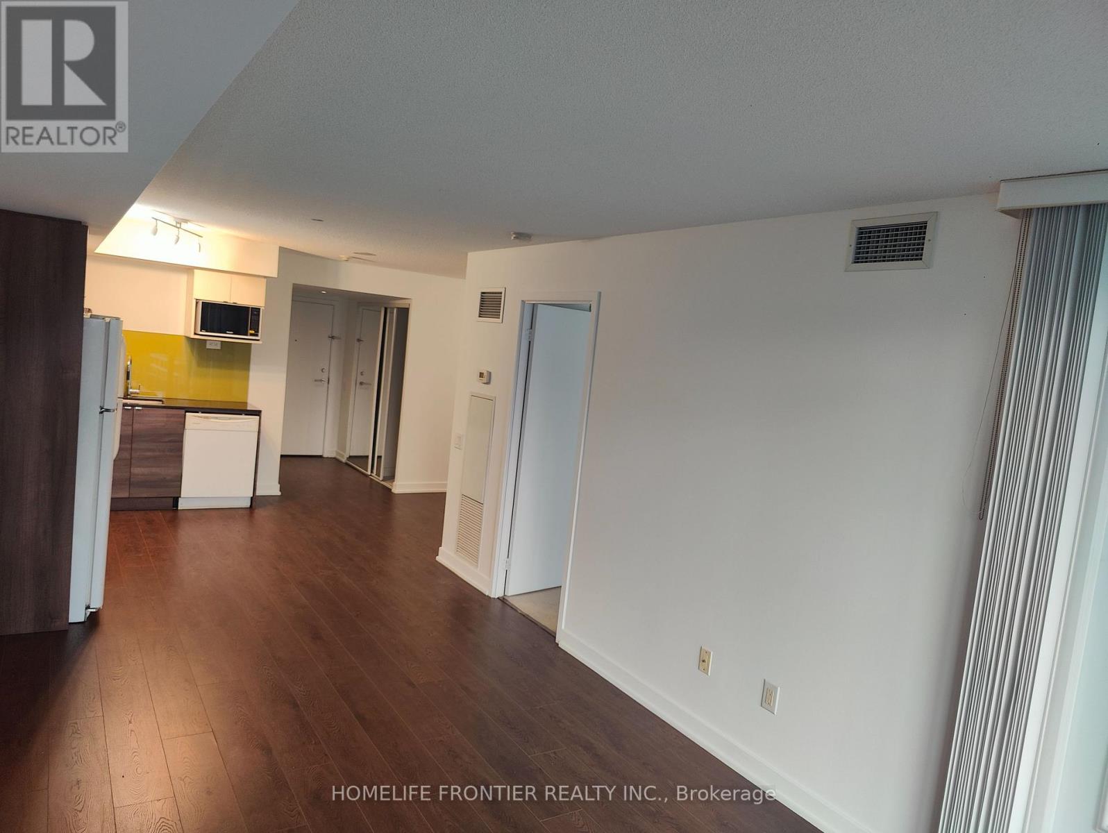 1712 - 121 Mcmahon Drive, Toronto, Ontario  M2K 0C2 - Photo 7 - C12916256