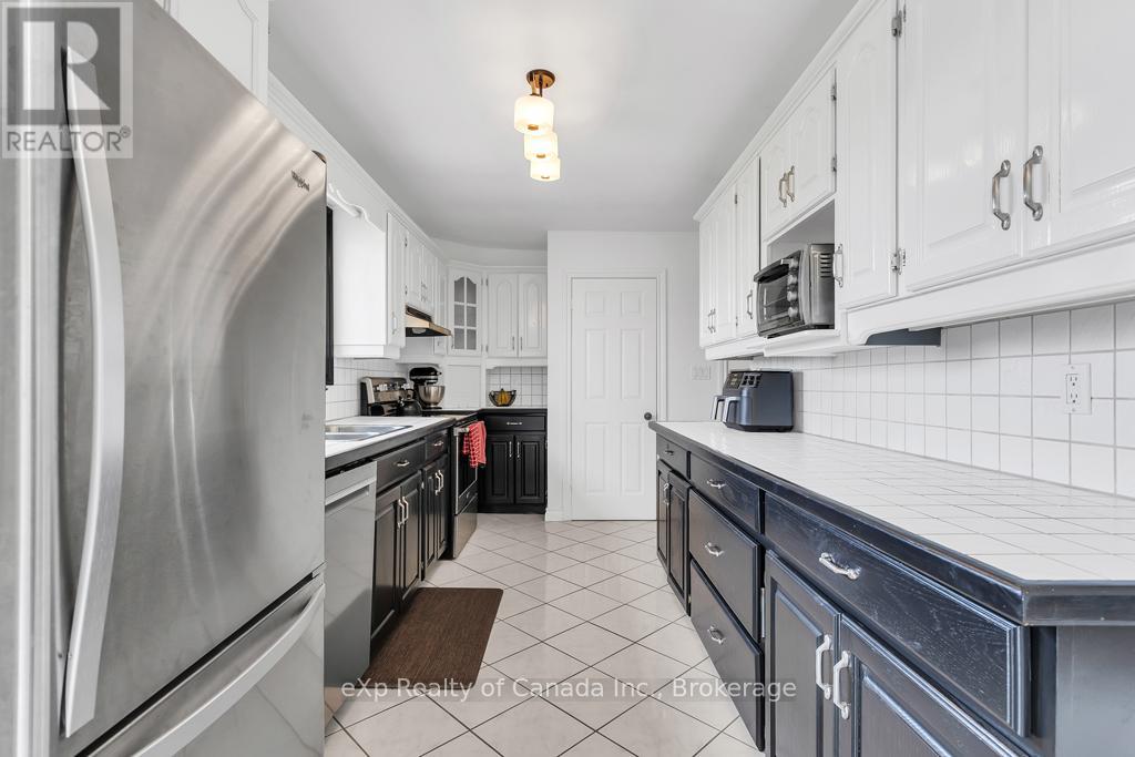 285687 Airport Road, Norwich, Ontario  N0J 1P0 - Photo 15 - X12916534