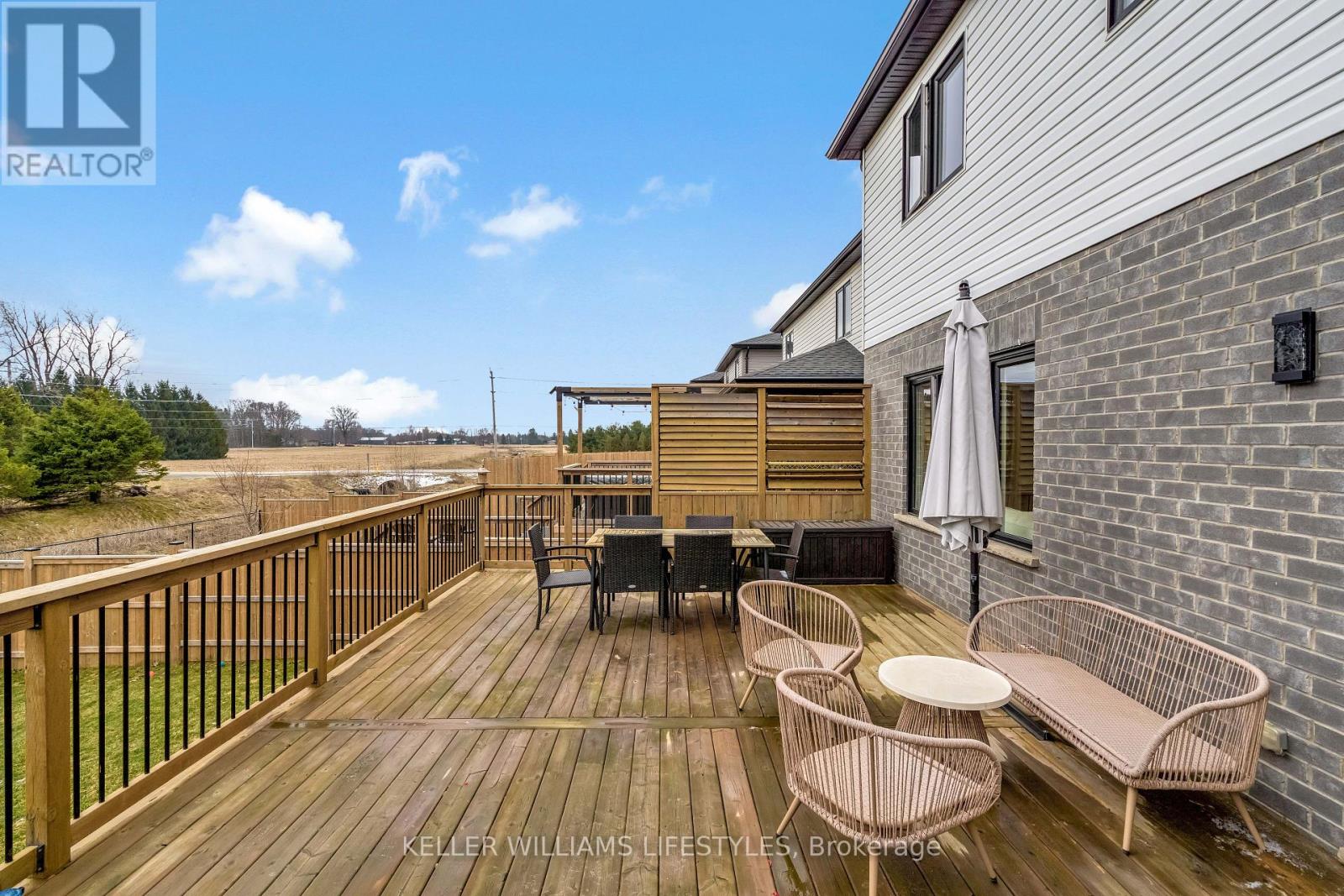 10 Mcneil Street, Strathroy-Caradoc, Ontario  N0L 1W0 - Photo 45 - X12908416