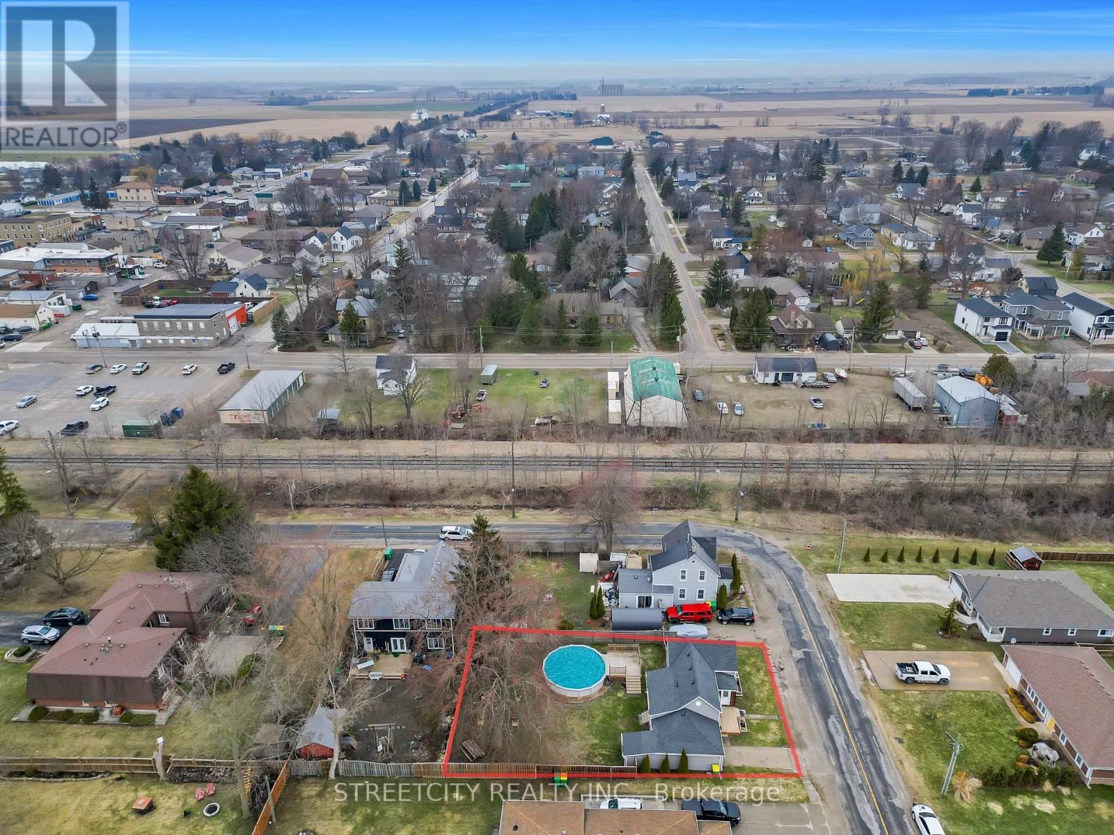 190 King Street, Southwest Middlesex, Ontario  N0L 1M0 - Photo 47 - X12916508