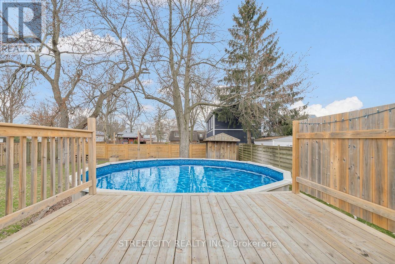 190 King Street, Southwest Middlesex, Ontario  N0L 1M0 - Photo 38 - X12916508