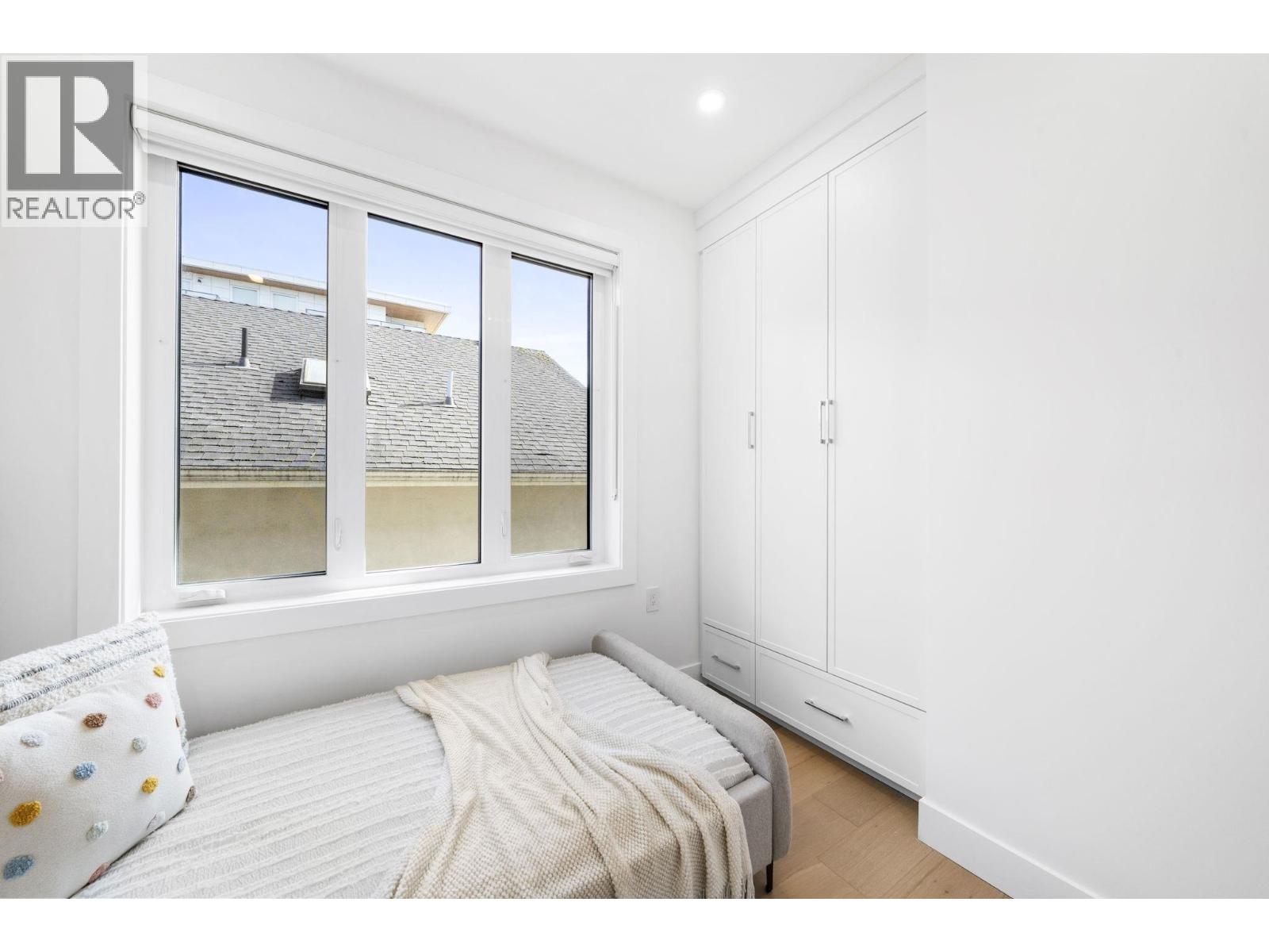 529 W 61st Avenue, Vancouver, British Columbia  V6P 2B4 - Photo 30 - R3103077