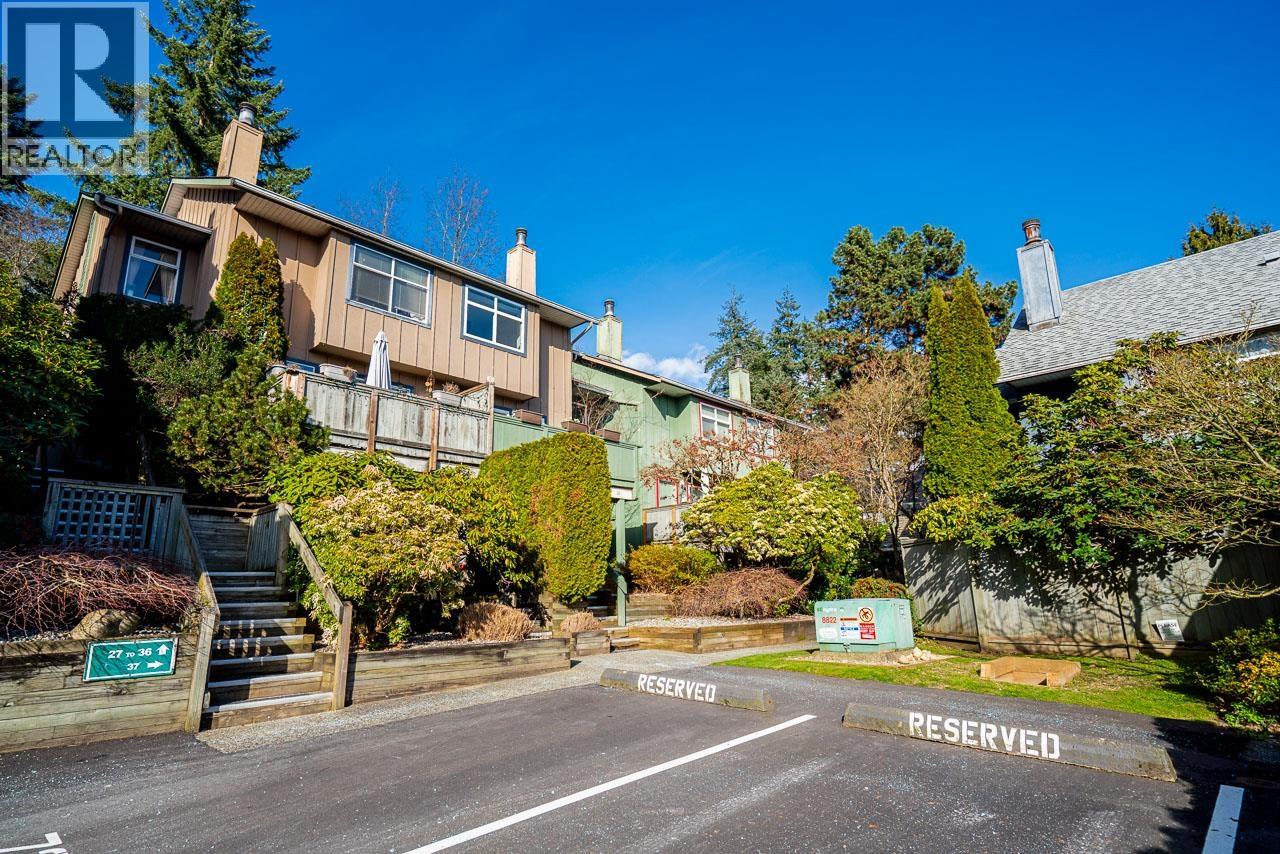 34 900 17th Street, North Vancouver, British Columbia  V7P 3K5 - Photo 2 - R3103090