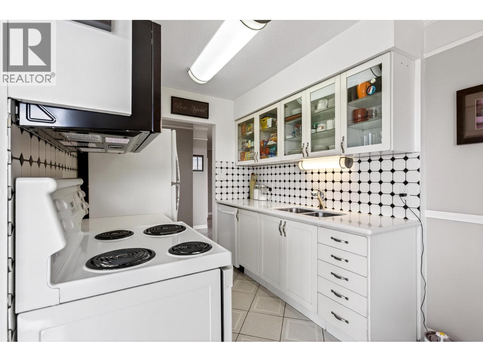 1608 2041 Bellwood Avenue, Burnaby, British Columbia  V5B 4V5 - Photo 21 - R3103094