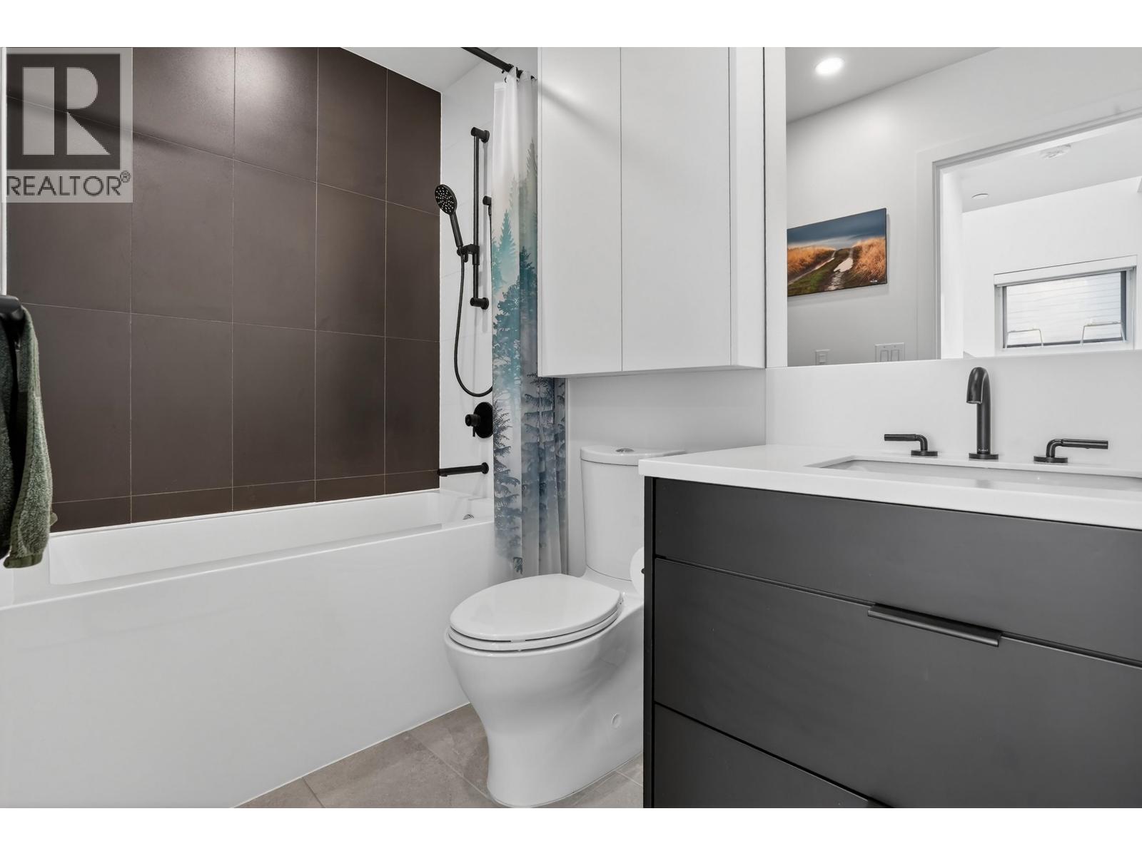 225 650 E 2nd Street, North Vancouver, British Columbia  V7L 1G8 - Photo 7 - R3103095