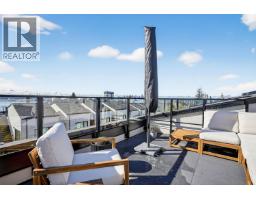 225 650 E 2ND STREET, North Vancouver, British Columbia