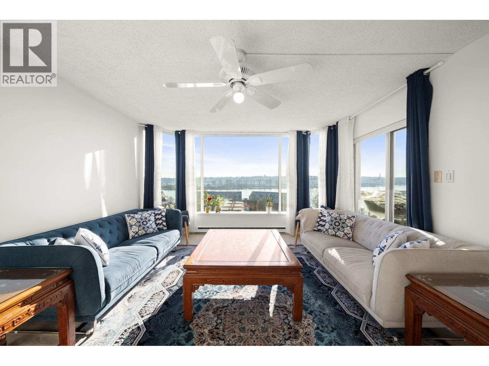 801 1045 Quayside Drive, New Westminster, British Columbia  V3M 6C9 - Photo 3 - R3103103