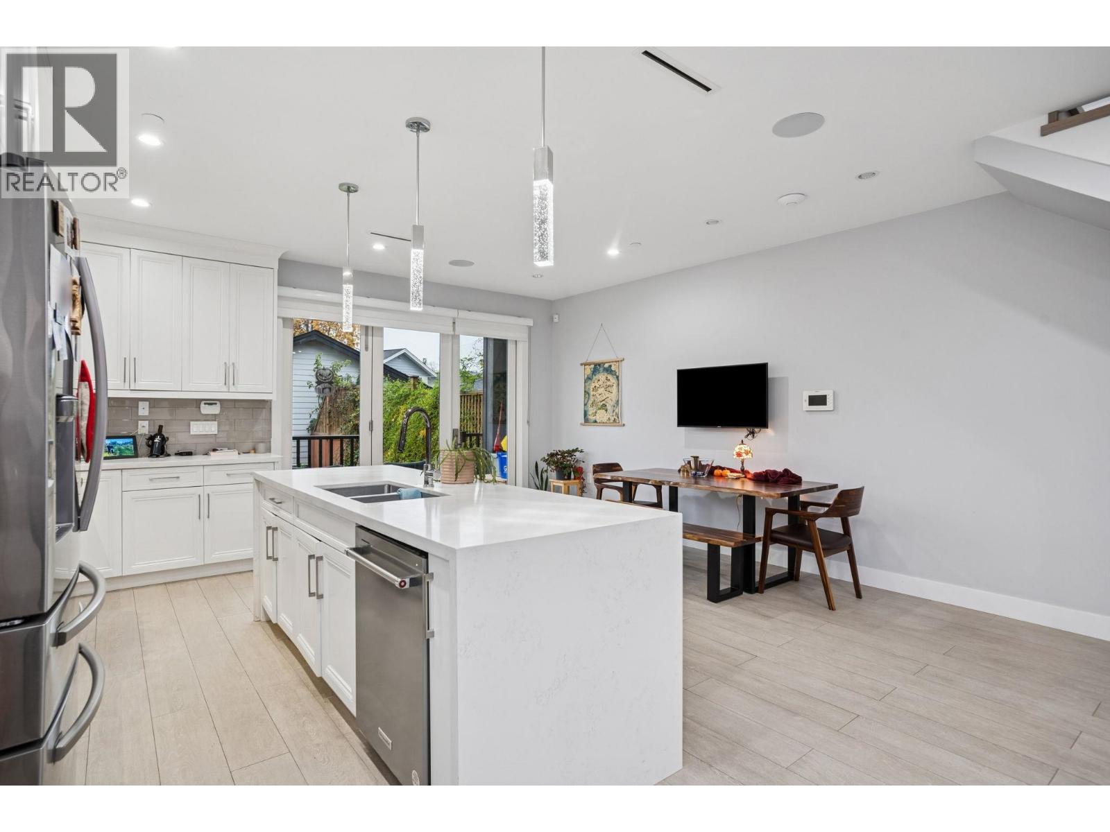 3045 East 59th Avenue, Vancouver, British Columbia  V5S 2B2 - Photo 17 - R3103113