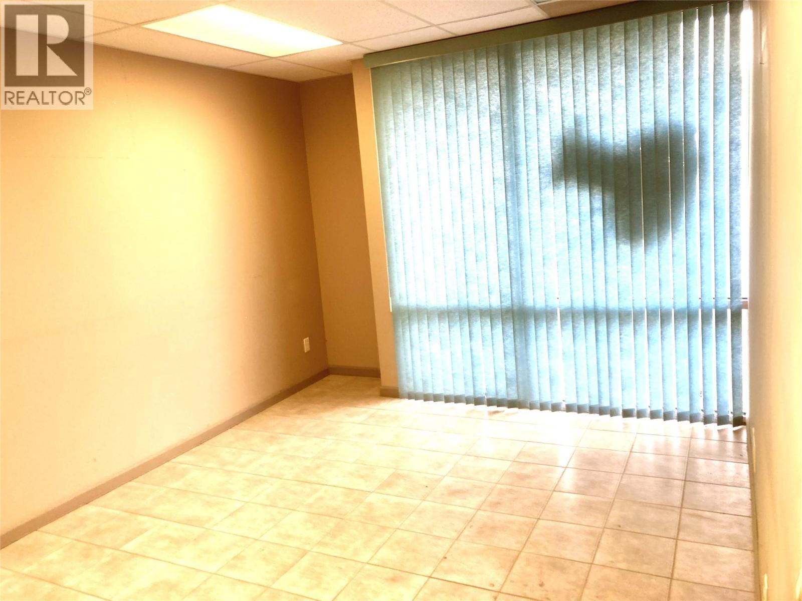 4 215 Neave Road, Kelowna, British Columbia  V1V 2L9 - Photo 8 - 10379688