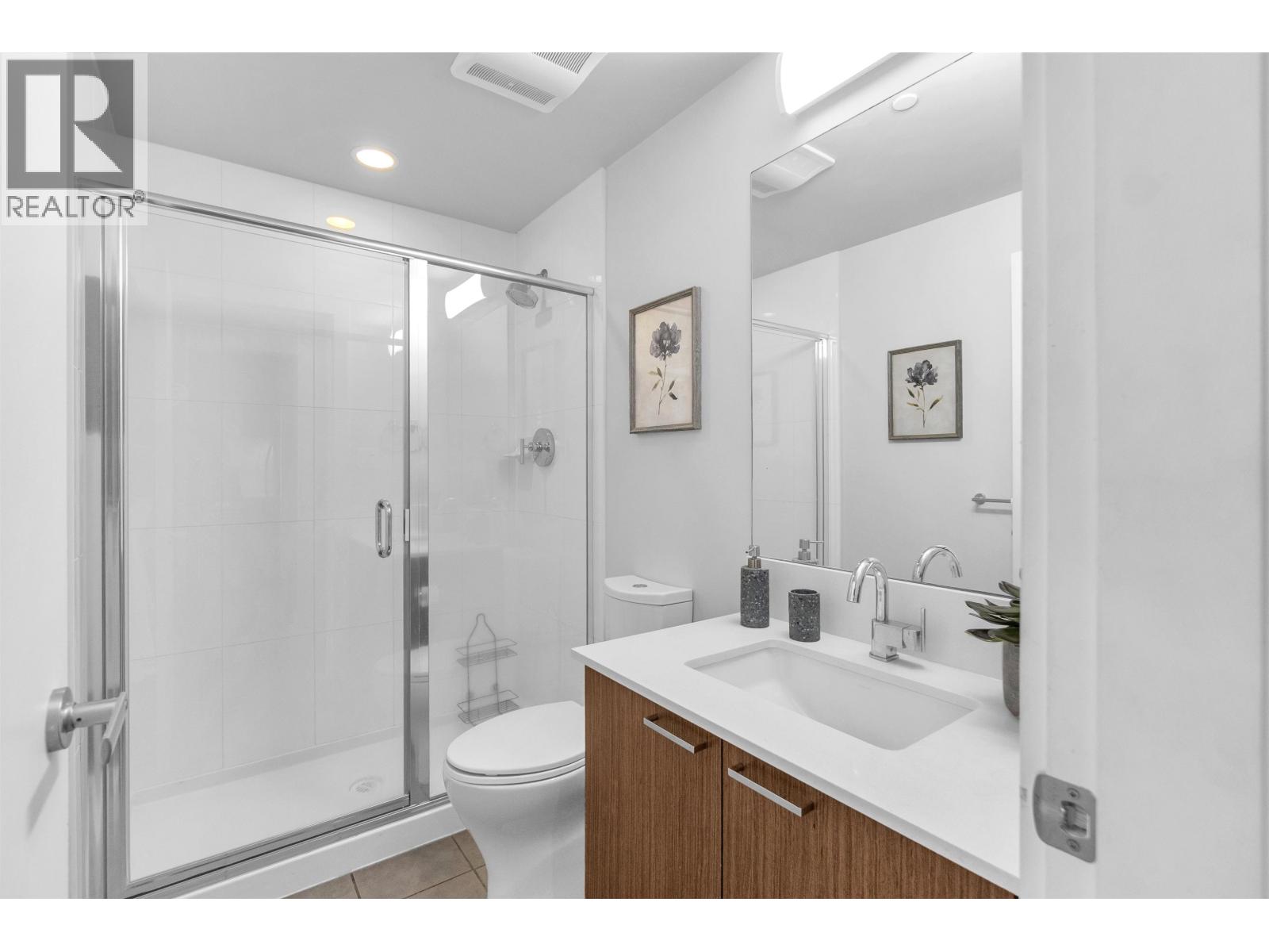 202 1330 Marine Drive, North Vancouver, British Columbia  V7P 1T4 - Photo 25 - R3102940