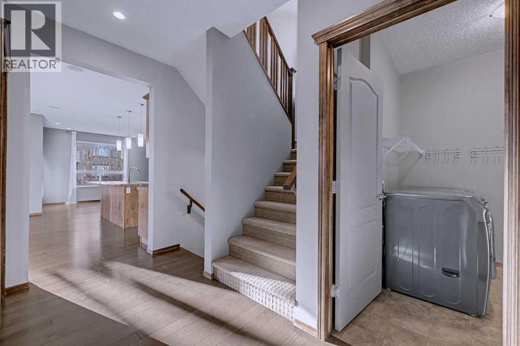 244 Eversyde Mews SW, Calgary, Alberta  T2Y 5E2 - Photo 21 - A2287075