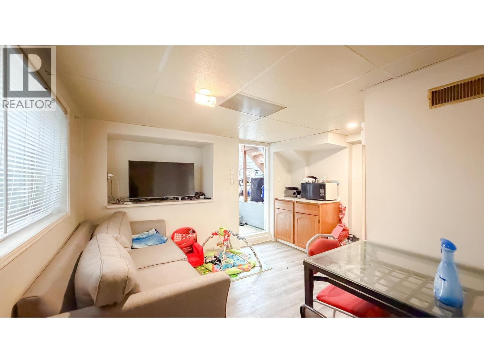 1939 E 39th Avenue, Vancouver, British Columbia  V5P 1H5 - Photo 21 - R3103111