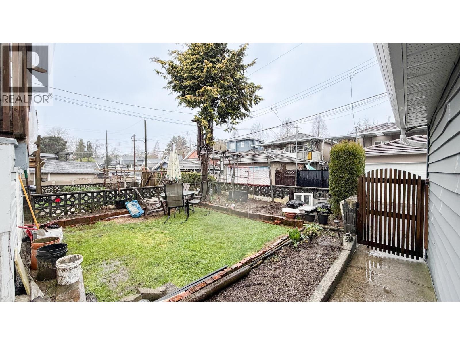 1939 E 39th Avenue, Vancouver, British Columbia  V5P 1H5 - Photo 36 - R3103111