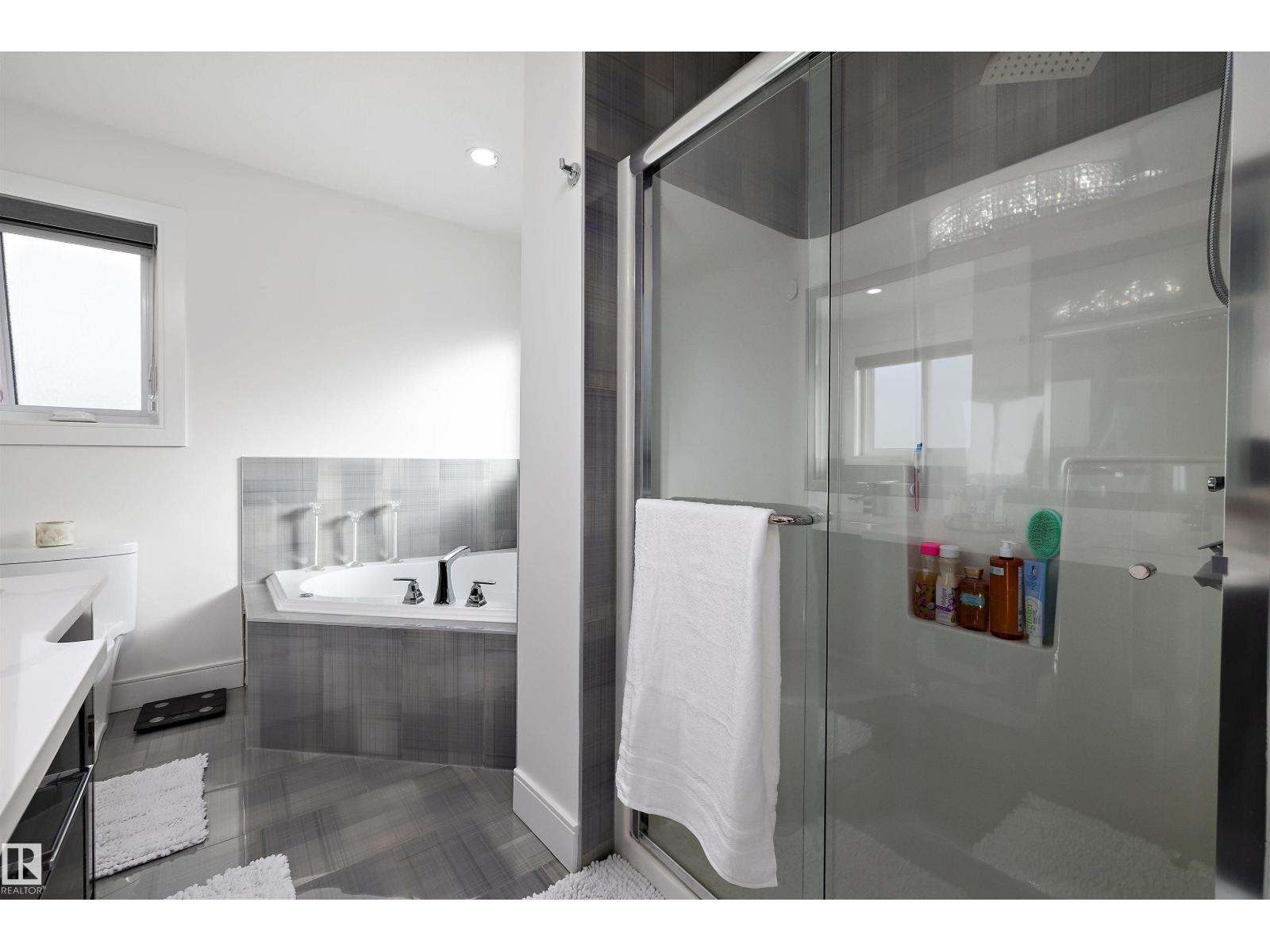 6303 169 Av Nw, Edmonton, Alberta  T5Y 3V4 - Photo 40 - E4478848