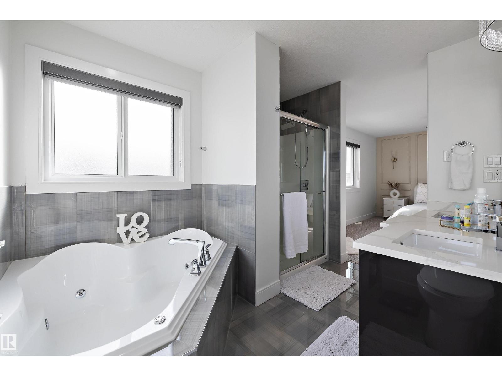 6303 169 Av Nw, Edmonton, Alberta  T5Y 3V4 - Photo 41 - E4478848