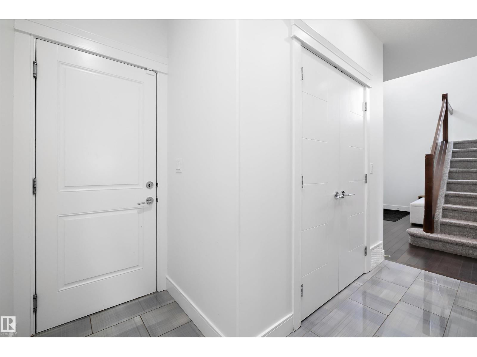 6303 169 Av Nw, Edmonton, Alberta  T5Y 3V4 - Photo 6 - E4478848