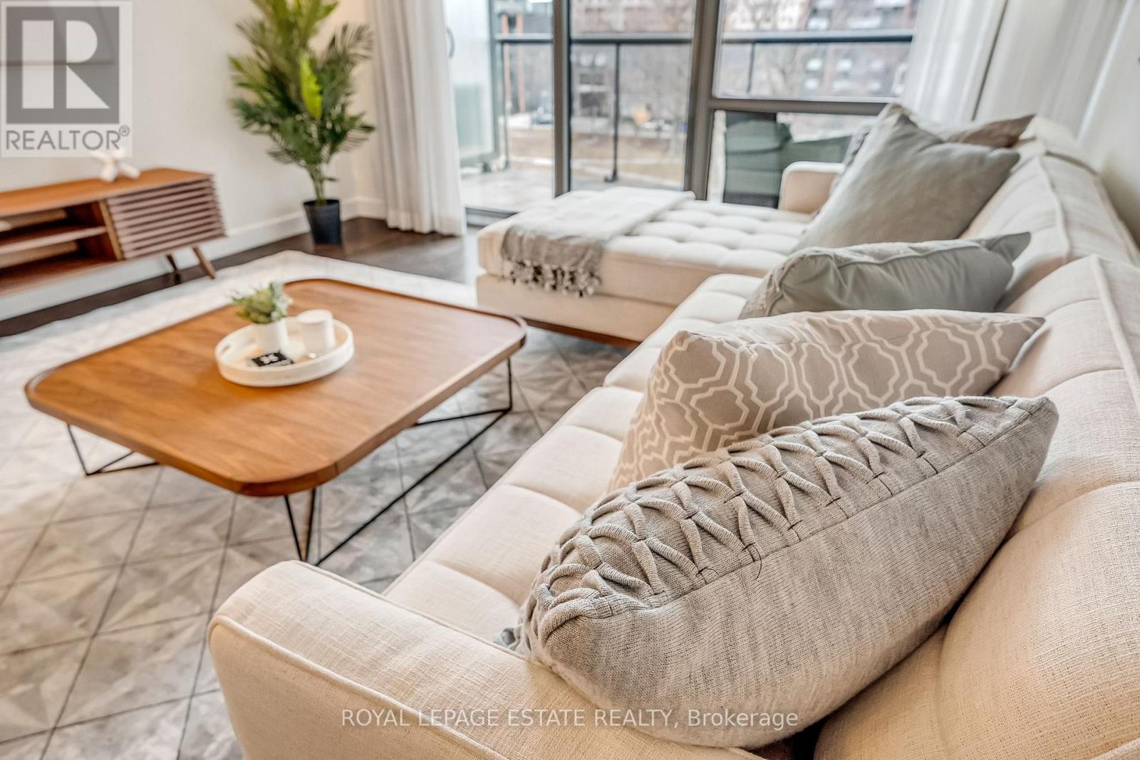 636 - 55 Stewart Street, Toronto, Ontario  M5V 2V1 - Photo 16 - C12916438