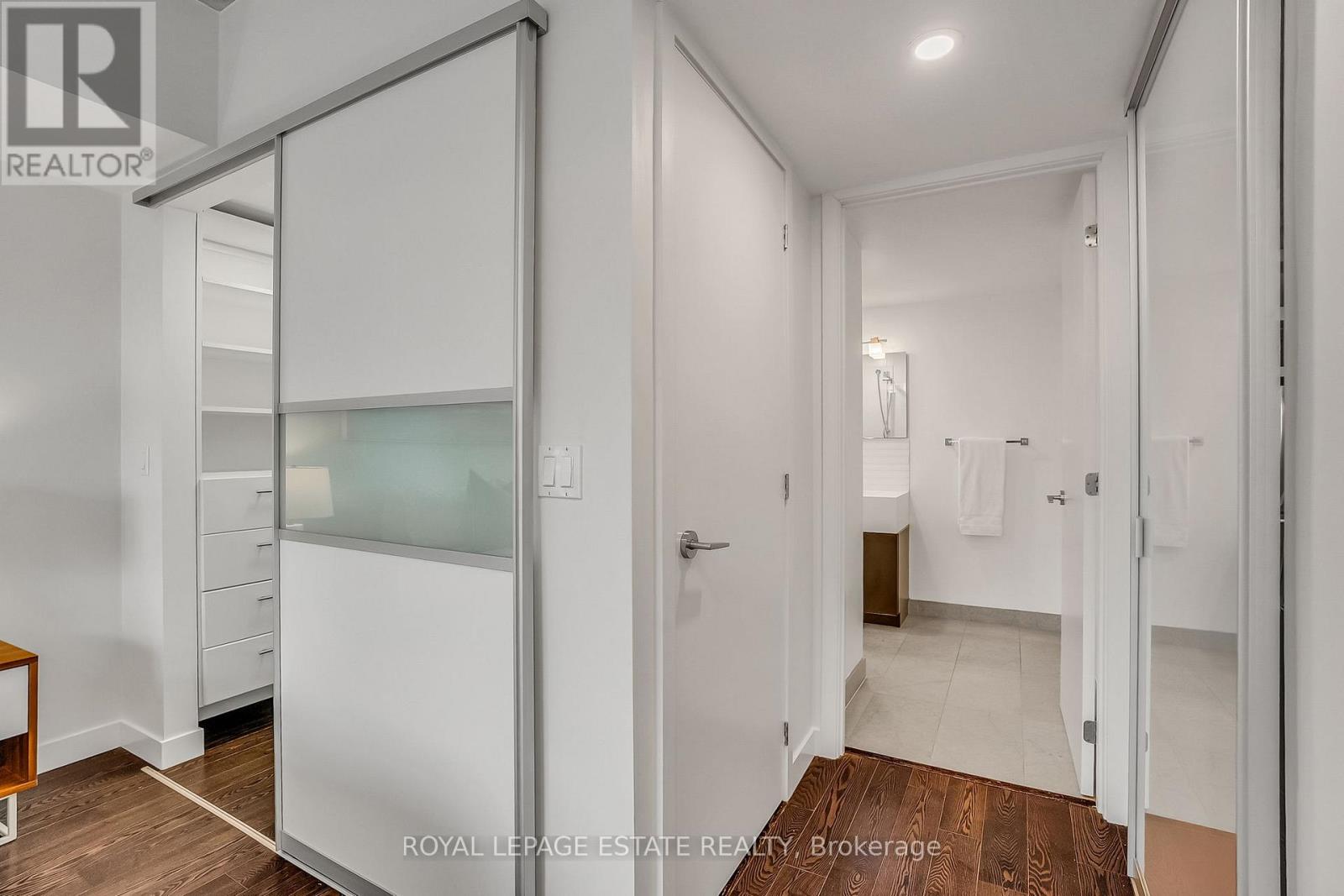 636 - 55 Stewart Street, Toronto, Ontario  M5V 2V1 - Photo 22 - C12916438