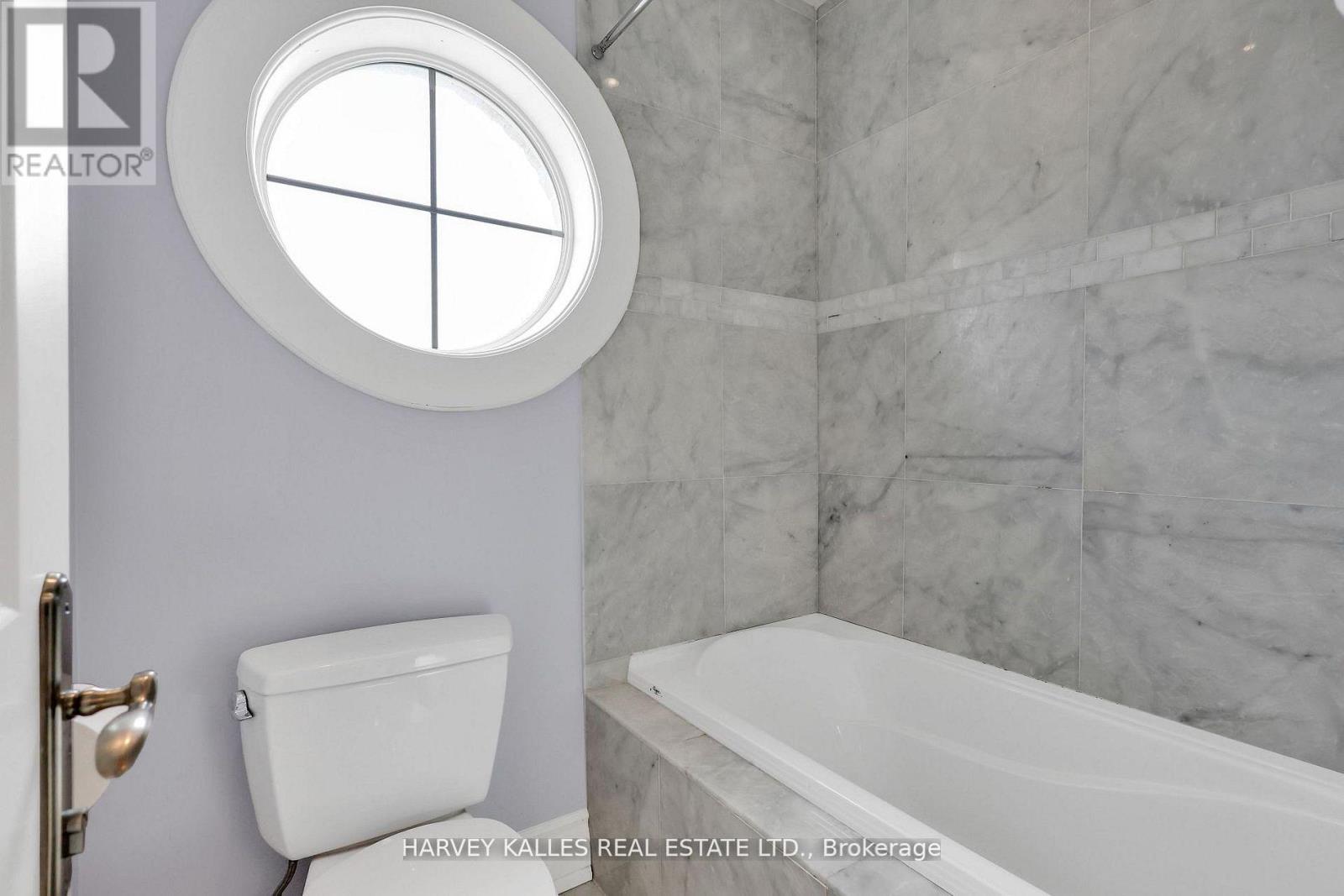 76 Dunblaine Avenue, Toronto, Ontario  M5M 2S1 - Photo 29 - C12916510