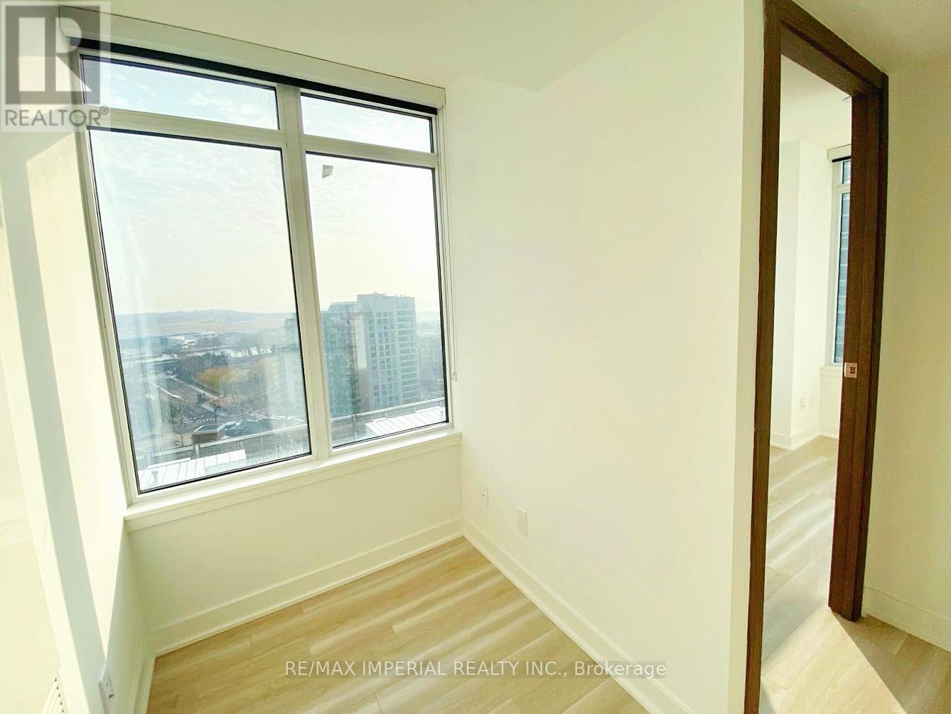 1902 - 17 Bathurst Street, Toronto, Ontario  M6A 2E1 - Photo 11 - C12916546