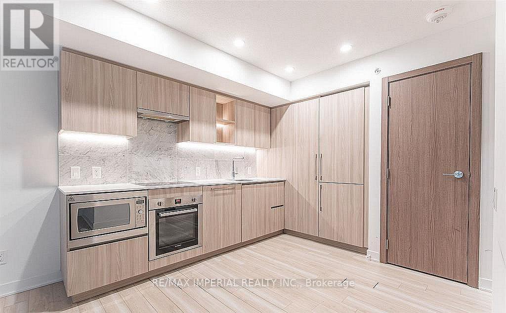 1902 - 17 Bathurst Street, Toronto, Ontario  M6A 2E1 - Photo 5 - C12916546