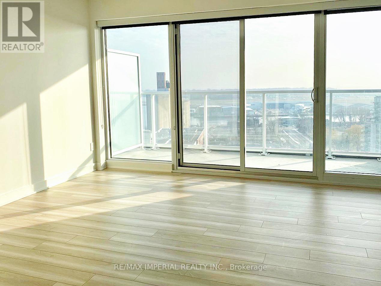 1902 - 17 Bathurst Street, Toronto, Ontario  M6A 2E1 - Photo 8 - C12916546