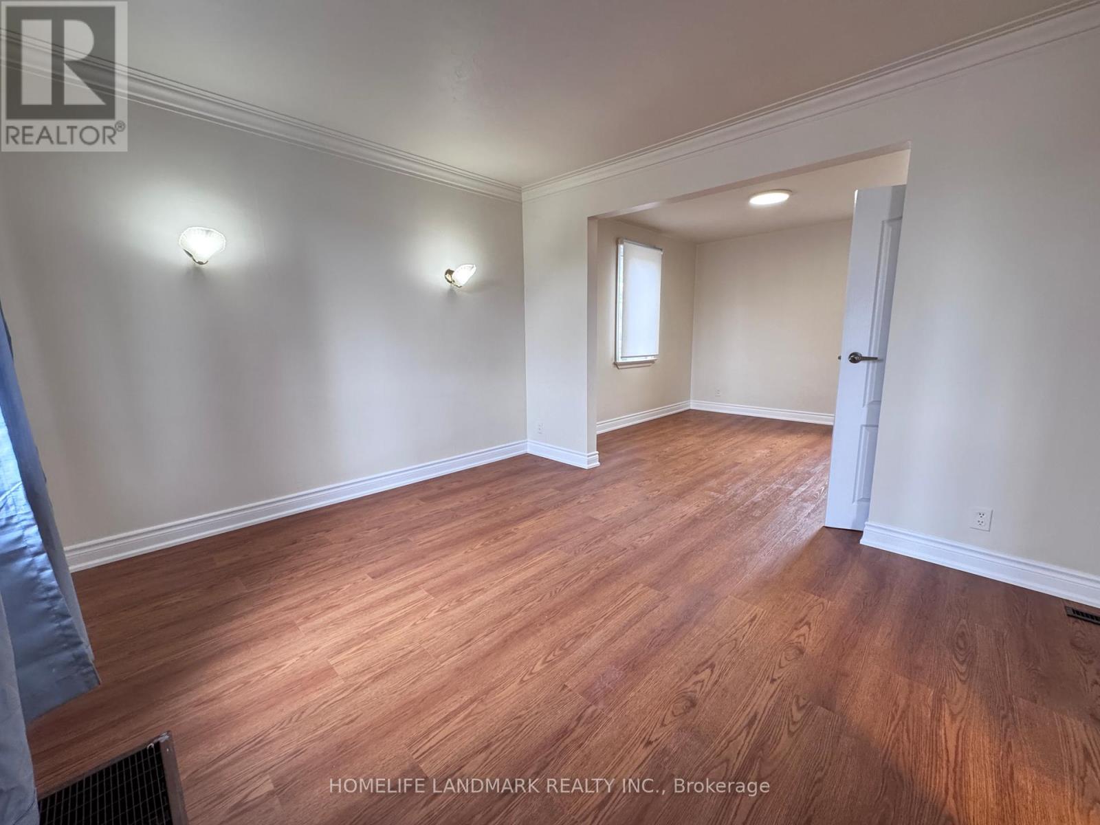 121 Bishop Avenue, Toronto, Ontario  M2M 1Z6 - Photo 14 - C12916552