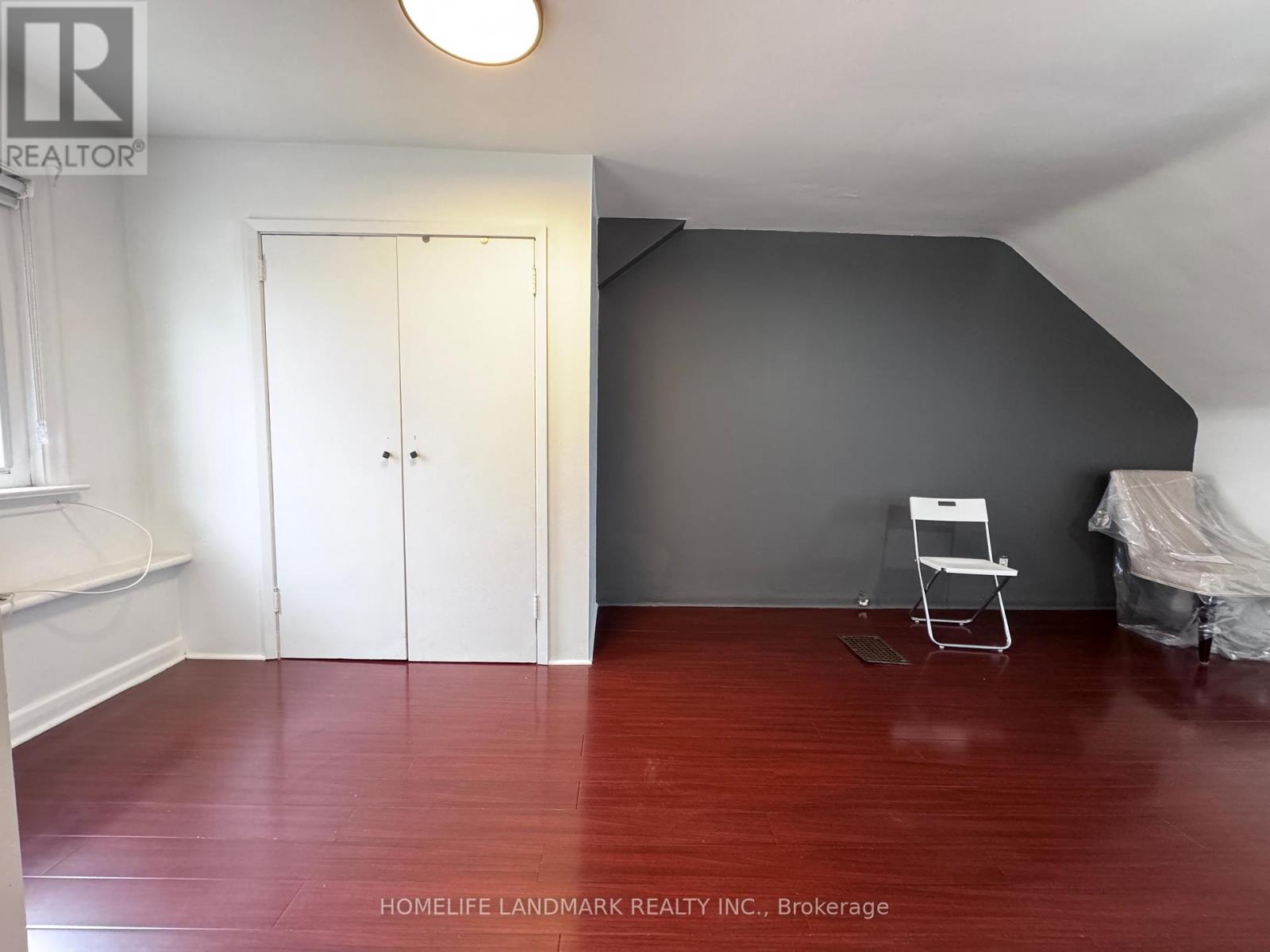 121 Bishop Avenue, Toronto, Ontario  M2M 1Z6 - Photo 4 - C12916552