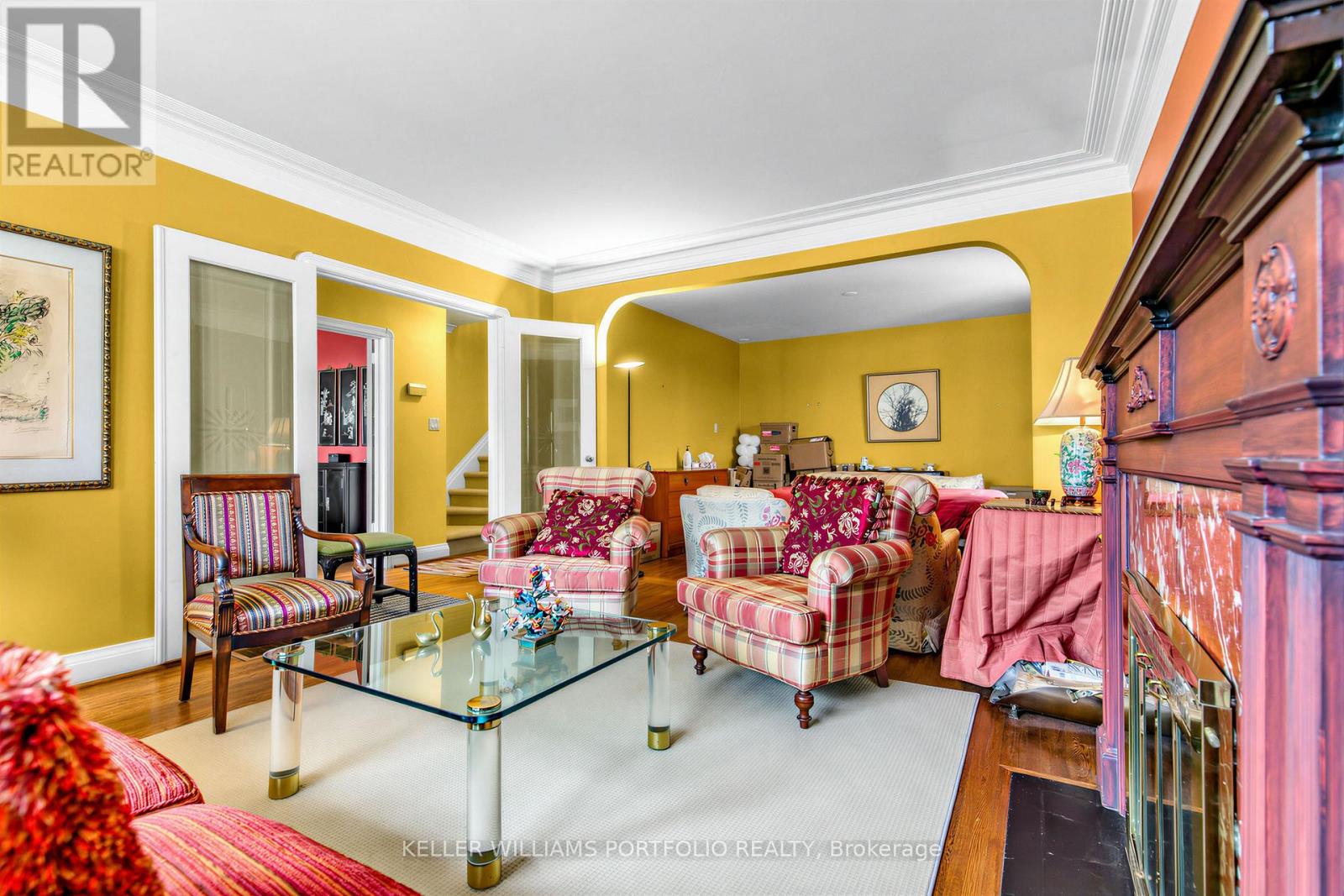 22 Glen Cedar Road, Toronto, Ontario  M6C 3G1 - Photo 7 - C12916556