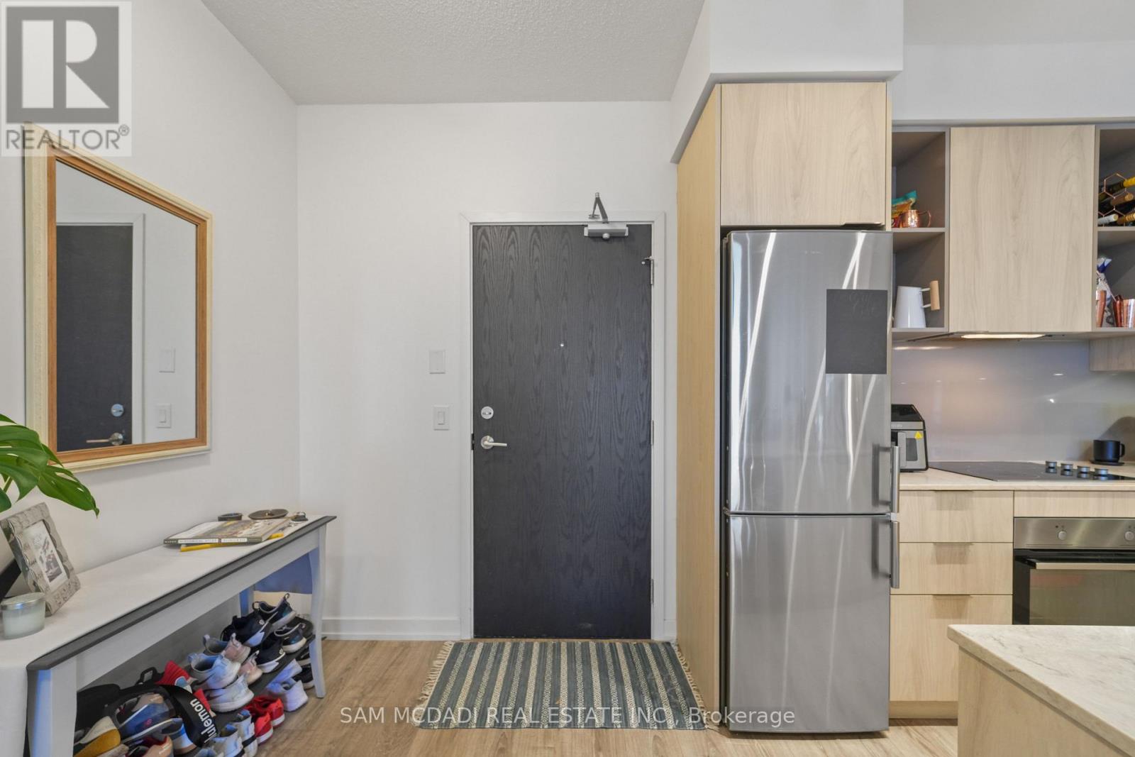 1106 - 200 Sackville Street, Toronto, Ontario  M5A 0C4 - Photo 3 - C12916562