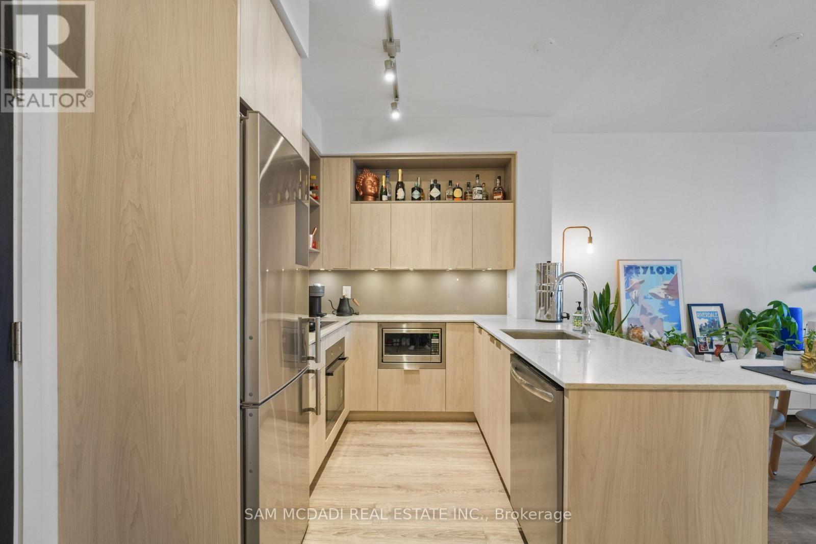 1106 - 200 Sackville Street, Toronto, Ontario  M5A 0C4 - Photo 4 - C12916562