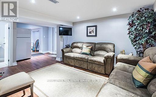 153 Elliott Street, Brampton, Ontario  L6Y 1W7 - Photo 31 - W12913838