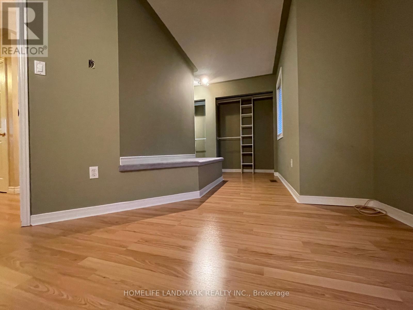 26 Beechbrooke Way, Aurora, Ontario  L4G 6N7 - Photo 12 - N12916462